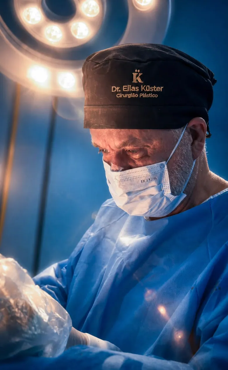 Dr. Elias Kuster — Registro de centro cirúrgico